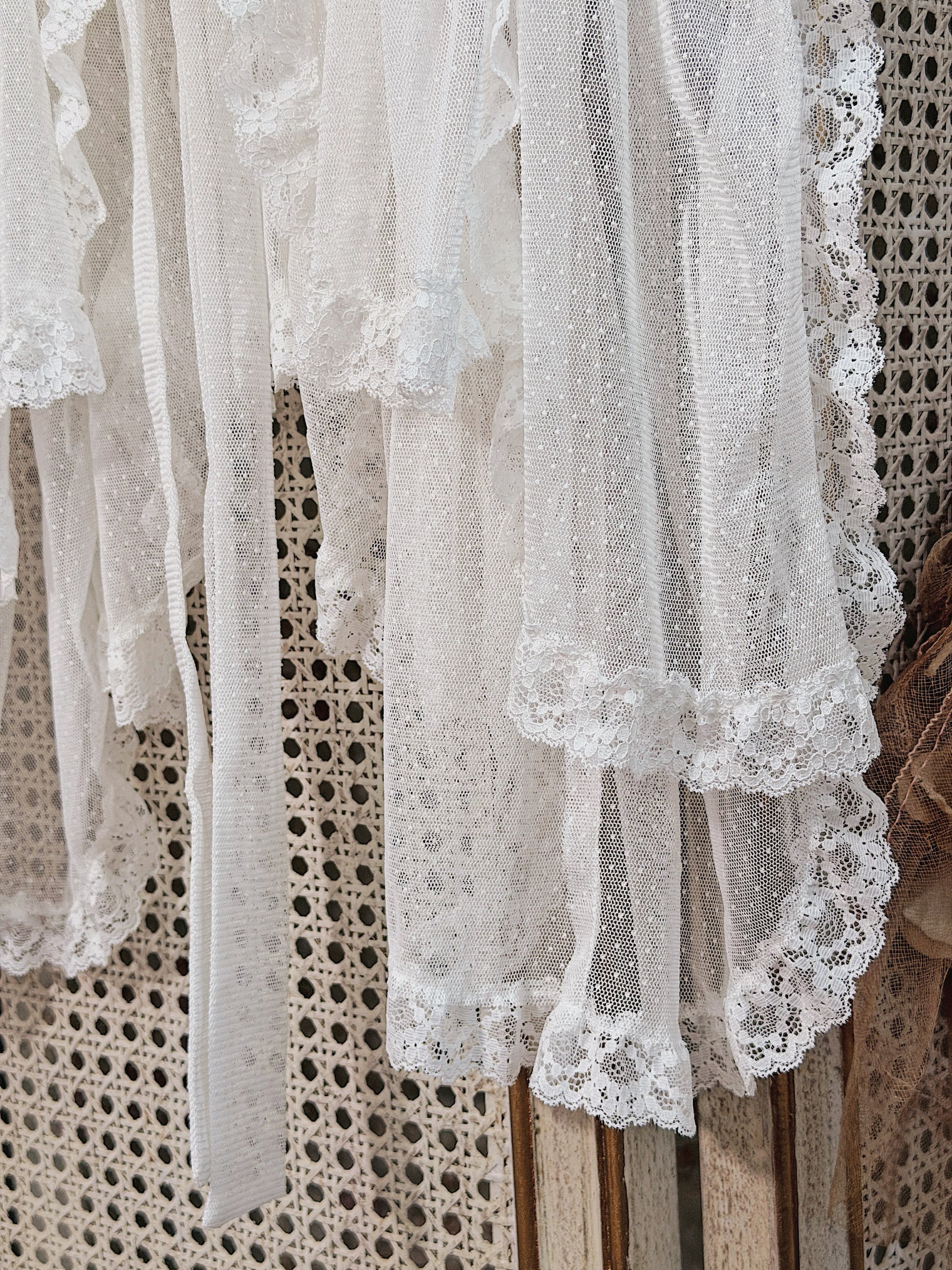 Loire Valley Off-white Cotton Apron