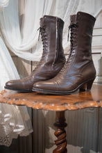 Load image into Gallery viewer, [Kitten&#39;s Ankles Pre-order] Edwardian Era Antique-style Boots
