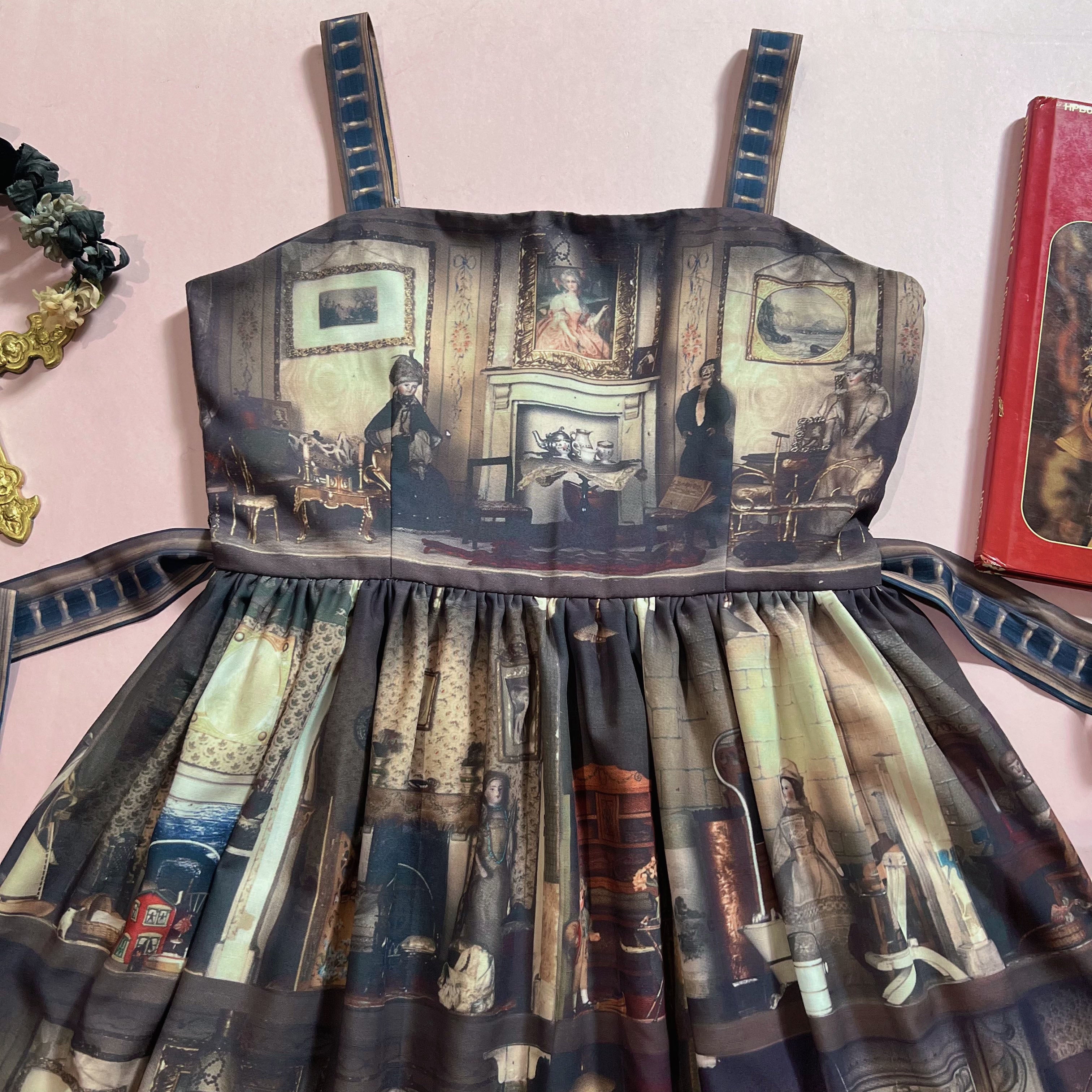 Antique Doll House JSK