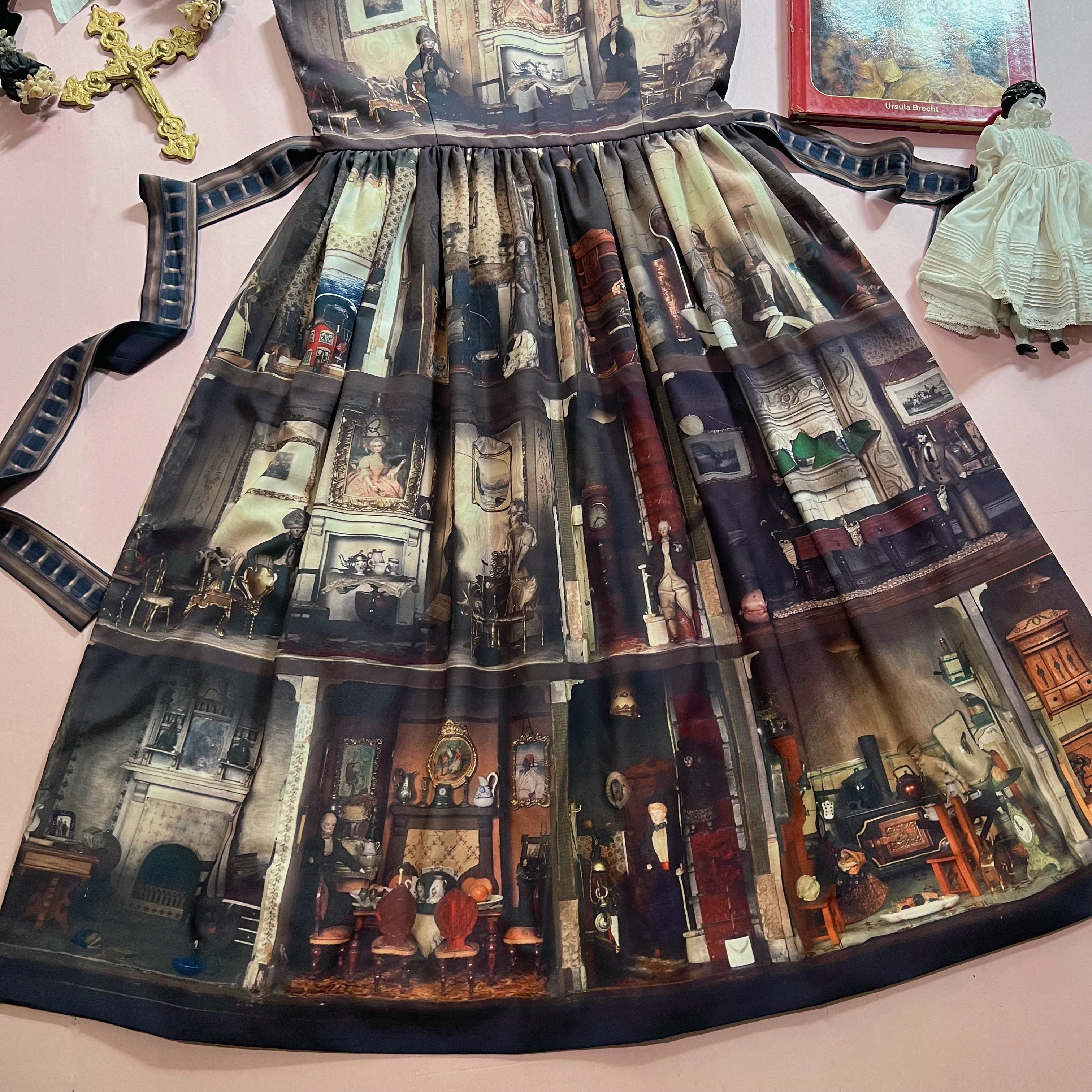 Antique Doll House JSK
