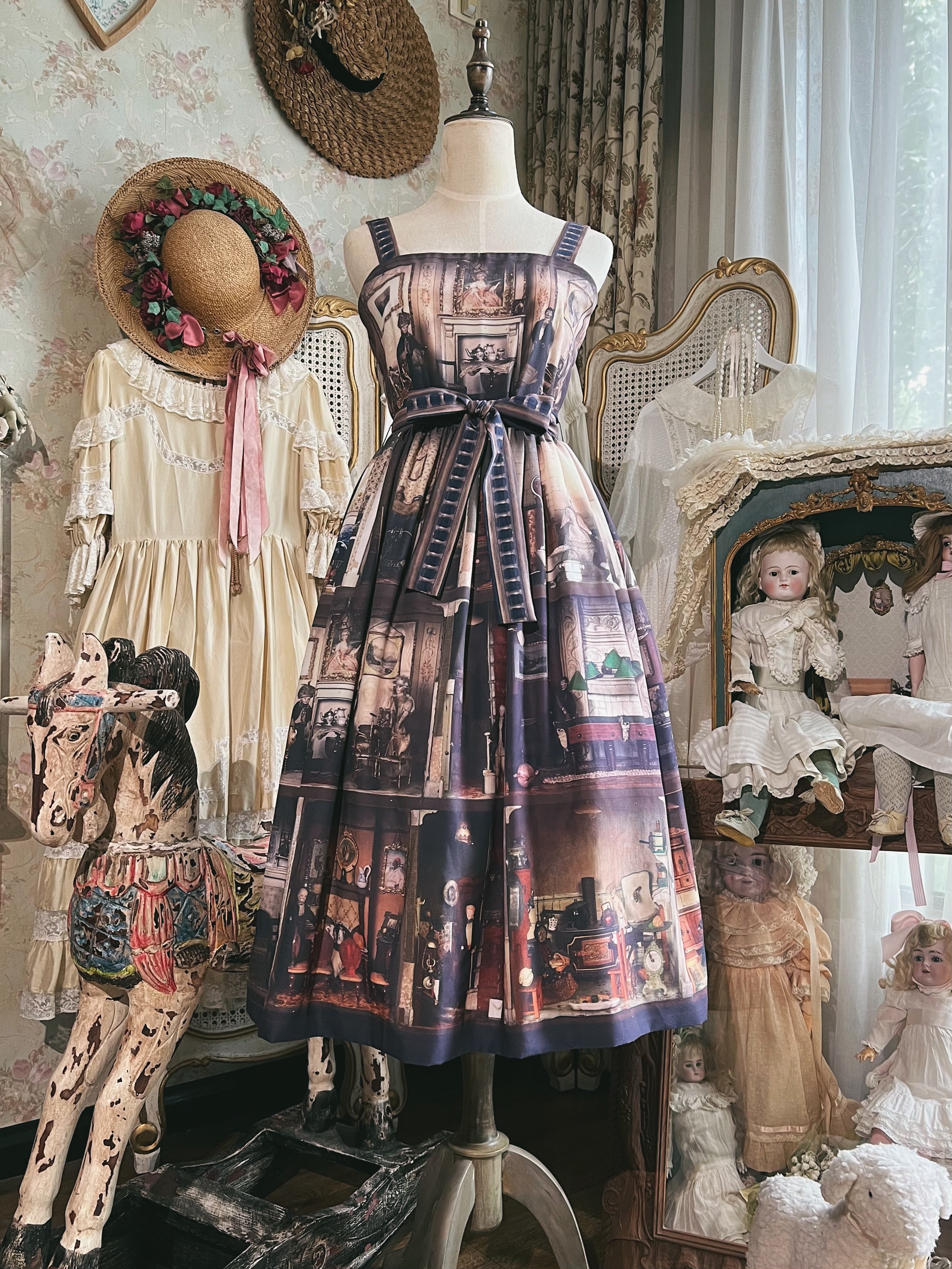 Antique Doll House JSK