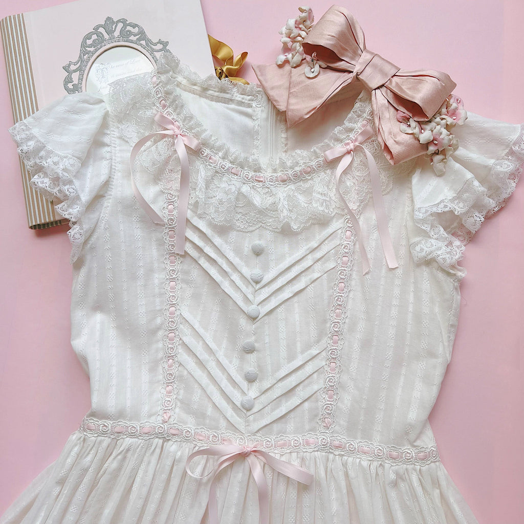 Love in the morning Edwardian-style Cotton Gown