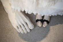 Load image into Gallery viewer, [Kitten&#39;s Ankles Pre-order] Edwardian Era Antique-style Mary Jane
