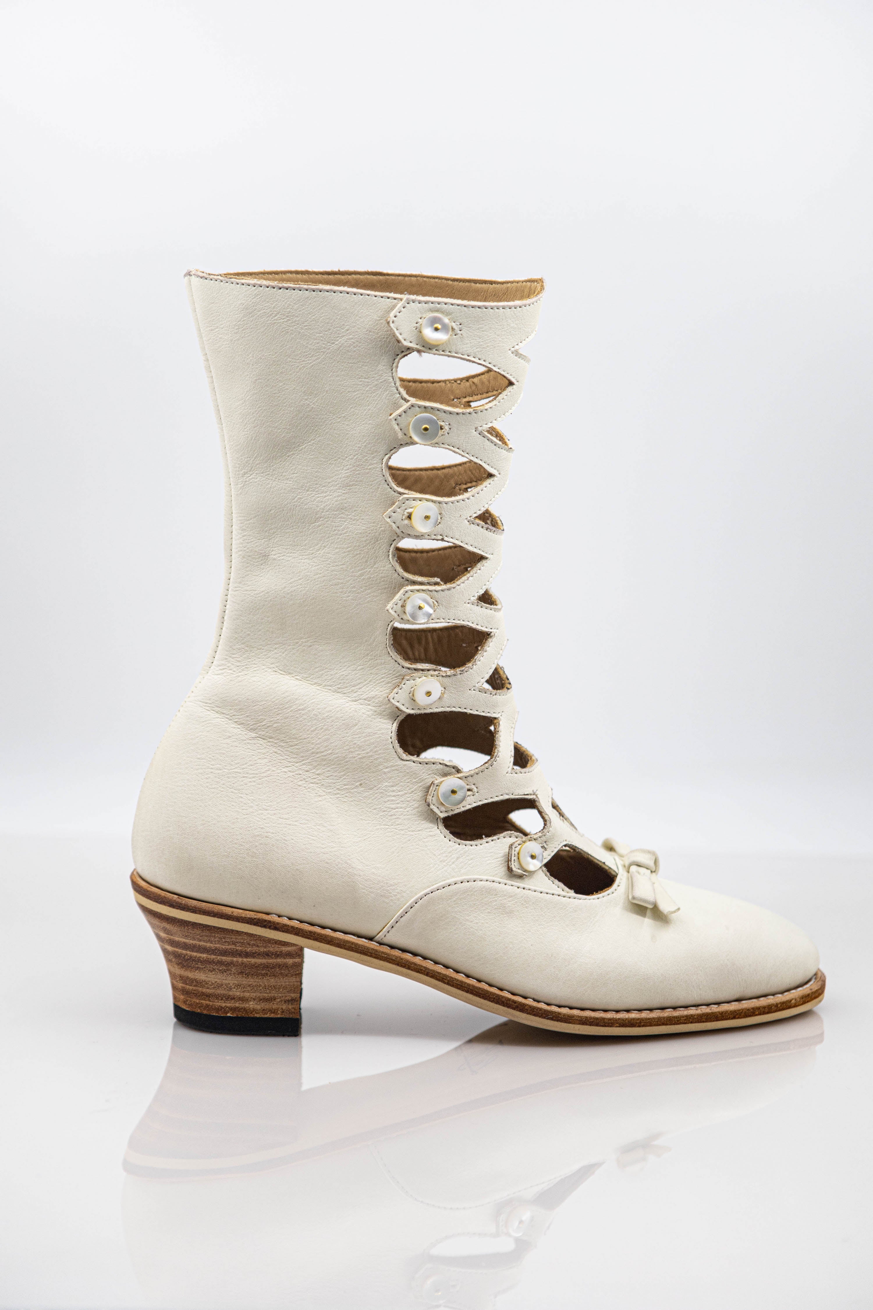 [Pre-order] Antique Victorian-inspired style Boots [Limited Edition]