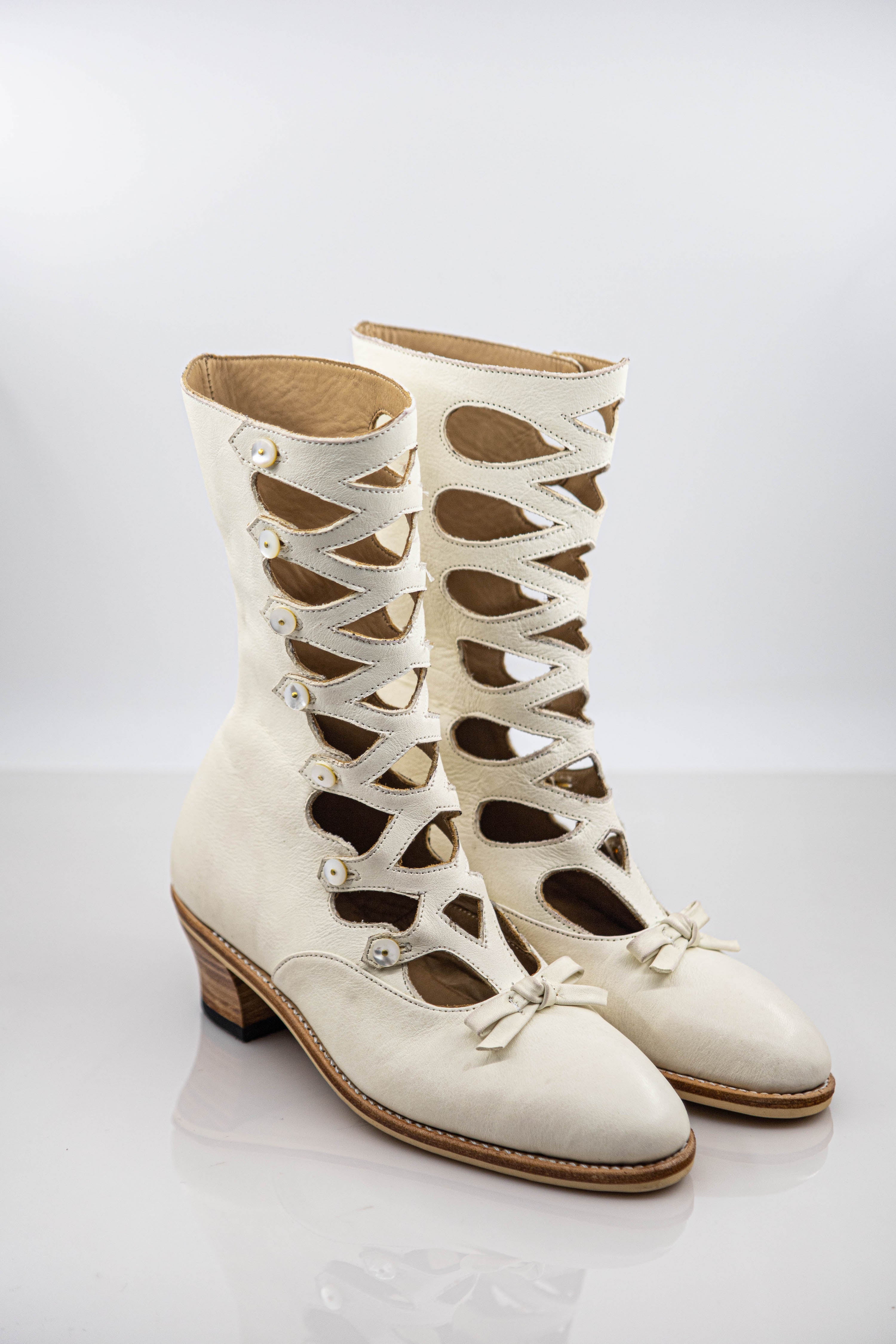 [Pre-order] Antique Victorian-inspired style Boots [Limited Edition]